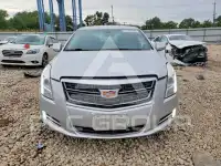2016 Cadillac XTS photo