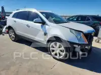 2016 Cadillac SRX фото