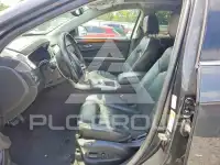 2016 Cadillac SRX photo