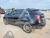 2016 Cadillac SRX photo