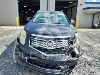 2016 Cadillac SRX photo