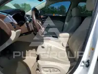 2016 Cadillac SRX photo