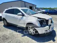 2016 Cadillac SRX фото