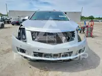 2016 Cadillac SRX фото
