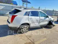 2016 Cadillac SRX photo