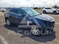 2016 Cadillac SRX фото
