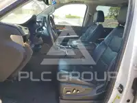 2016 Cadillac ESCALADE фото