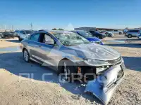 2016 Chrysler 200 фото