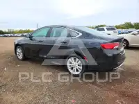 2016 Chrysler 200 photo
