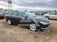 2016 Chrysler 200 photo