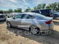 2016 Chrysler 200 фото