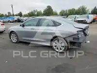2016 Chrysler 200 фото