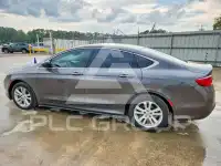 2016 Chrysler 200 фото