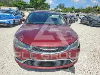 2016 Chrysler 200 фото