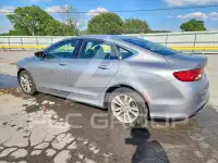 2016 Chrysler 200 photo