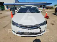 2016 Chrysler 200 фото