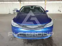2016 Chrysler 200 фото