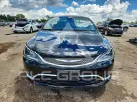 2016 Chrysler 200 фото