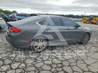 2016 Chrysler 200 фото