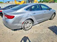 2016 Chrysler 200 photo