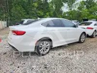 2016 Chrysler 200 фото