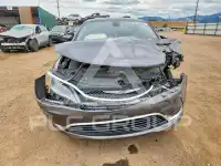 2016 Chrysler 200 фото