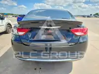 2016 Chrysler 200 фото