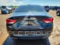2016 Chrysler 200 photo