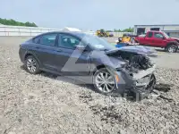 2016 Chrysler 200 фото