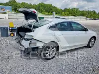 2016 Chrysler 200 фото