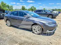 2016 Chrysler 200 фото
