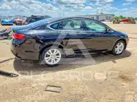 2016 Chrysler 200 фото