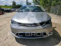 2016 Chrysler 200 фото