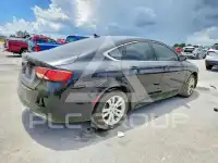 2016 Chrysler 200 фото