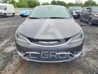 2016 Chrysler 200 фото