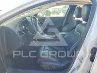 2016 Chrysler 200 photo