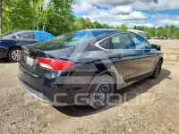 2016 Chrysler 200 фото
