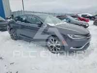 2016 Chrysler 200 photo