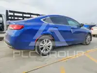 2016 Chrysler 200 photo