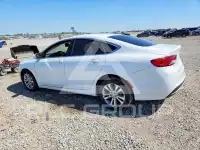2016 Chrysler 200 photo