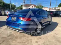 2016 Chrysler 200 фото