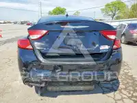 2016 Chrysler 200 photo