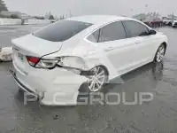 2016 Chrysler 200 фото