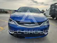 2016 Chrysler 200 photo