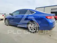 2016 Chrysler 200 photo