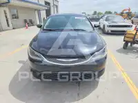 2016 Chrysler 200 photo