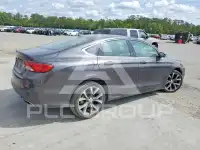 2016 Chrysler 200 photo