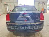 2016 Chrysler 300 фото
