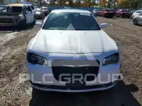 2016 Chrysler 300 фото
