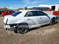 2016 Chrysler 300 фото